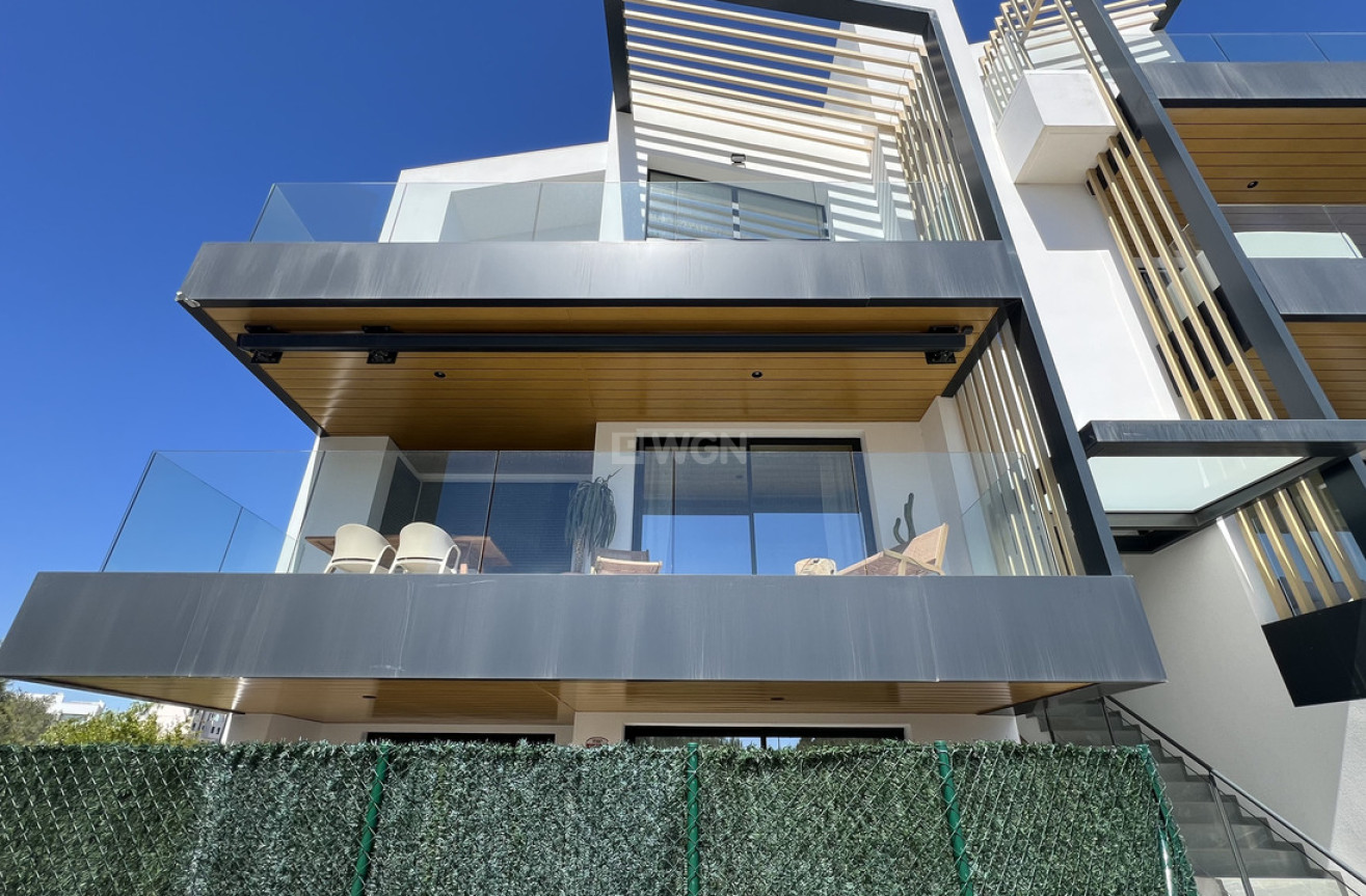 Odsprzedaż - Mieszkanie w bloku - Las Colinas Golf - Costa Blanca