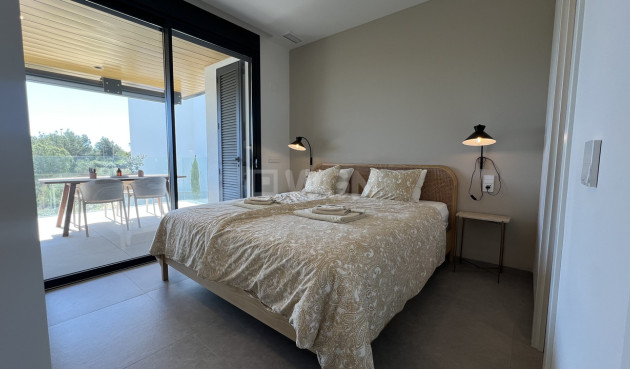 Odsprzedaż - Mieszkanie w bloku - Las Colinas Golf - Costa Blanca