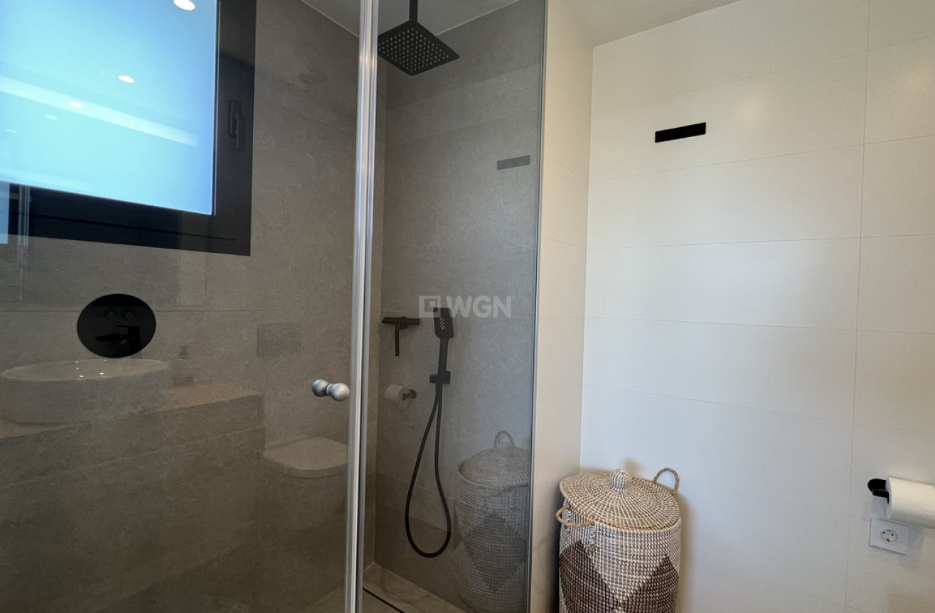 Odsprzedaż - Mieszkanie w bloku - Las Colinas Golf - Costa Blanca