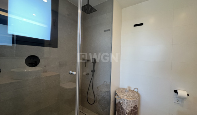 Odsprzedaż - Mieszkanie w bloku - Las Colinas Golf - Costa Blanca