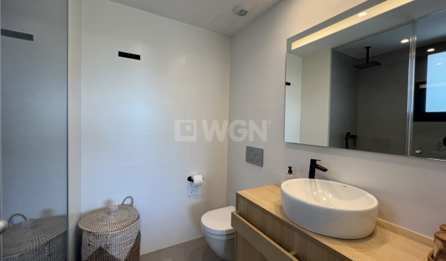 Odsprzedaż - Mieszkanie w bloku - Las Colinas Golf - Costa Blanca