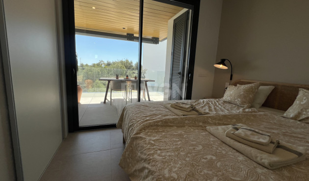 Odsprzedaż - Mieszkanie w bloku - Las Colinas Golf - Costa Blanca