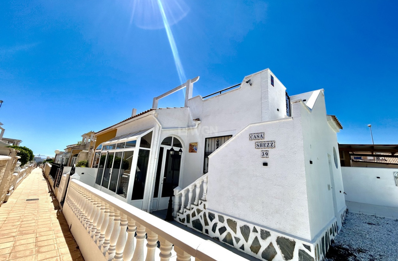 Odsprzedaż - Kamienica - Punta Prima - Costa Blanca