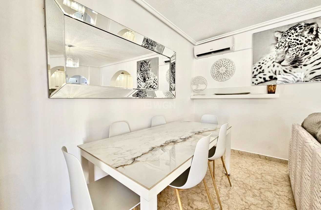 Odsprzedaż - Kamienica - Punta Prima - Costa Blanca