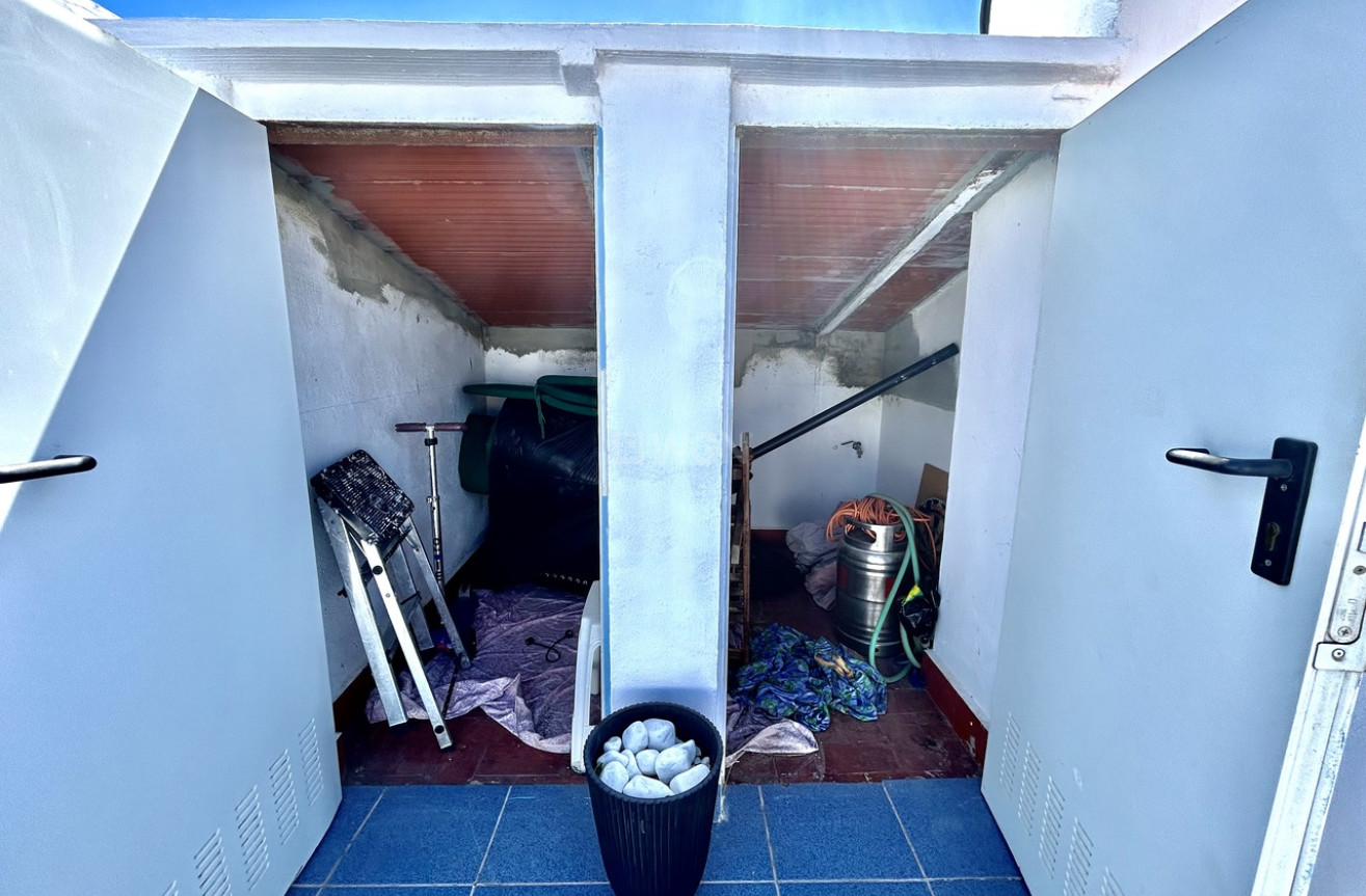 Odsprzedaż - Kamienica - Punta Prima - Costa Blanca