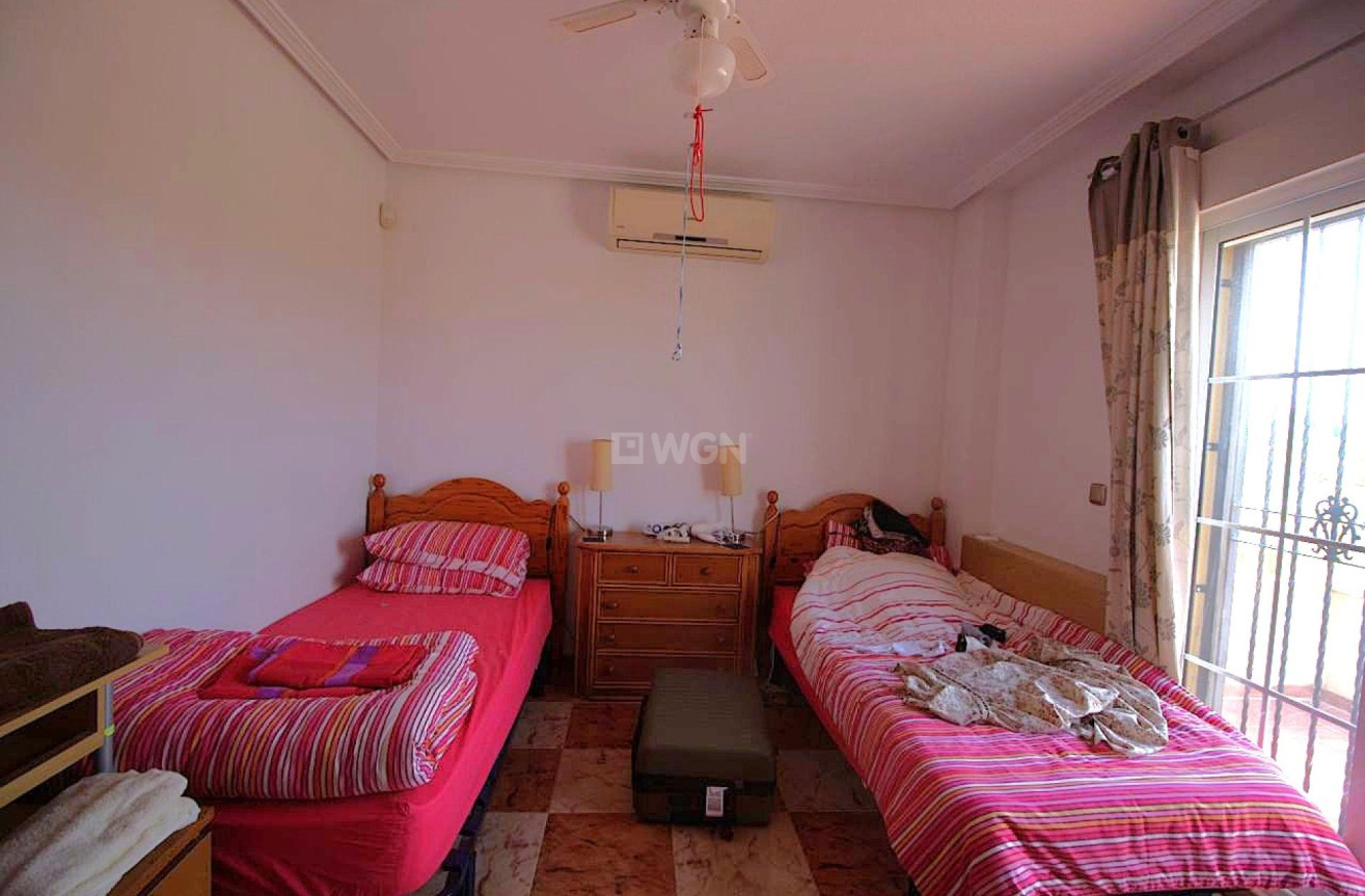 Odsprzedaż - Kamienica - Orihuela Costa - Costa Blanca