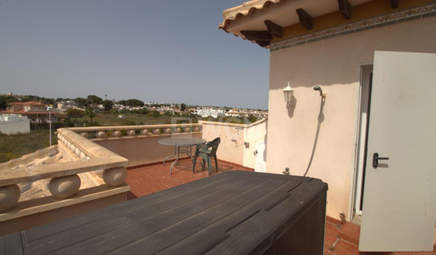 Odsprzedaż - Kamienica - Orihuela Costa - Costa Blanca