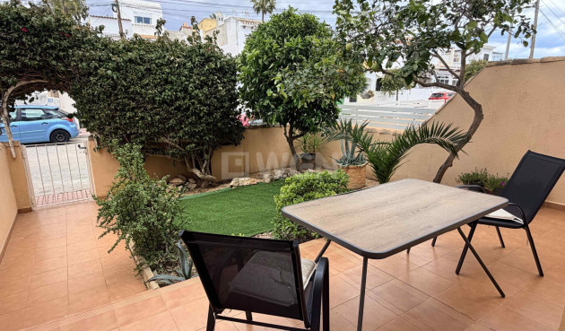 Wiederverkauf - Bungalow - Orihuela Costa - Costa Blanca