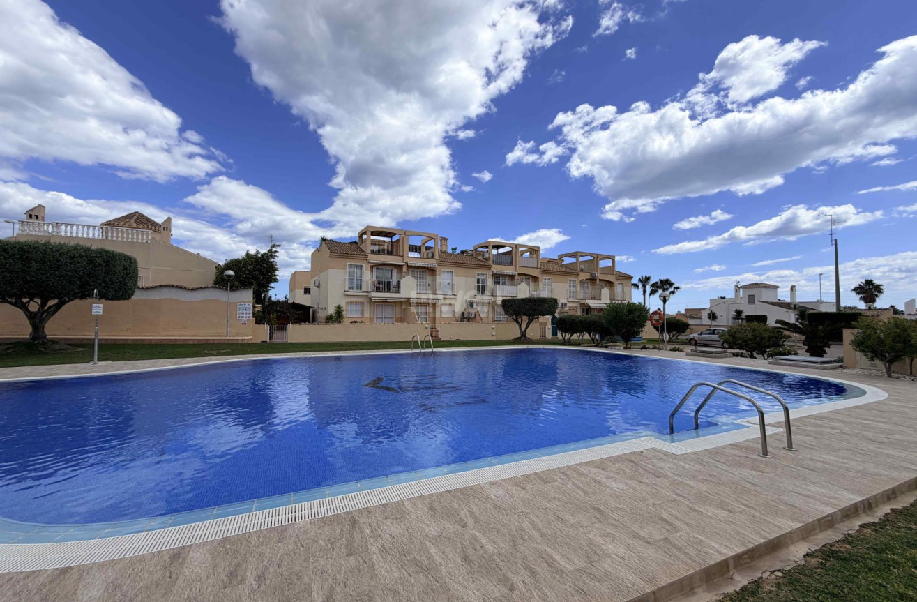 Wiederverkauf - Bungalow - Orihuela Costa - Costa Blanca