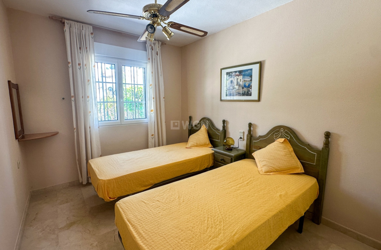 Odsprzedaż - Kamienica - Orihuela Costa - Costa Blanca