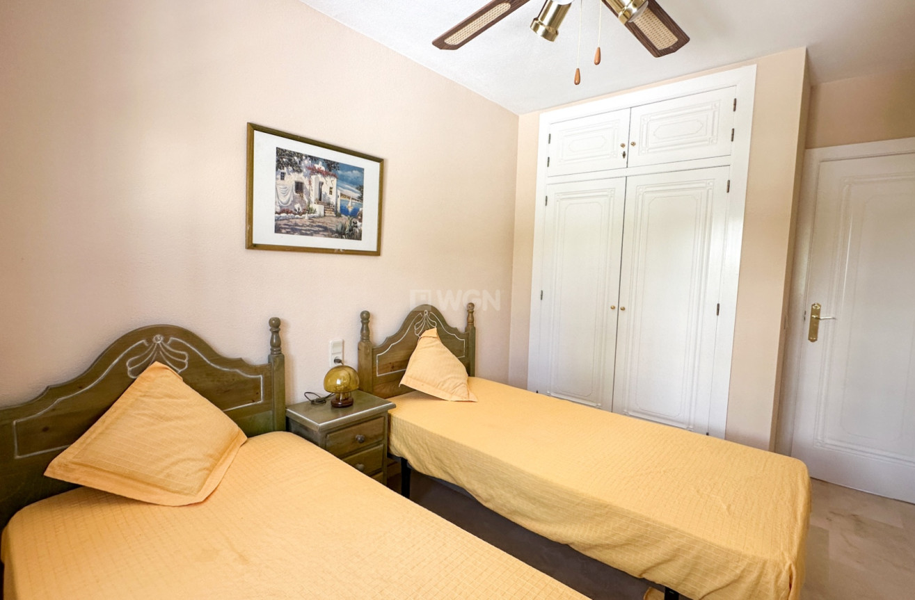 Odsprzedaż - Kamienica - Orihuela Costa - Costa Blanca