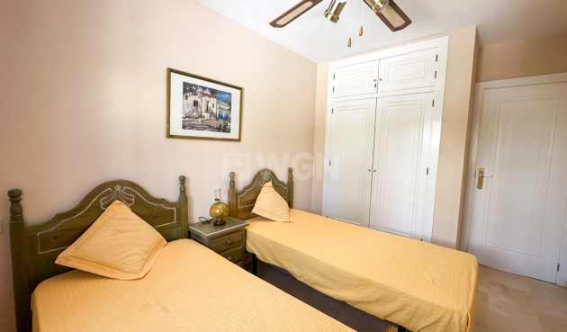 Odsprzedaż - Kamienica - Orihuela Costa - Costa Blanca