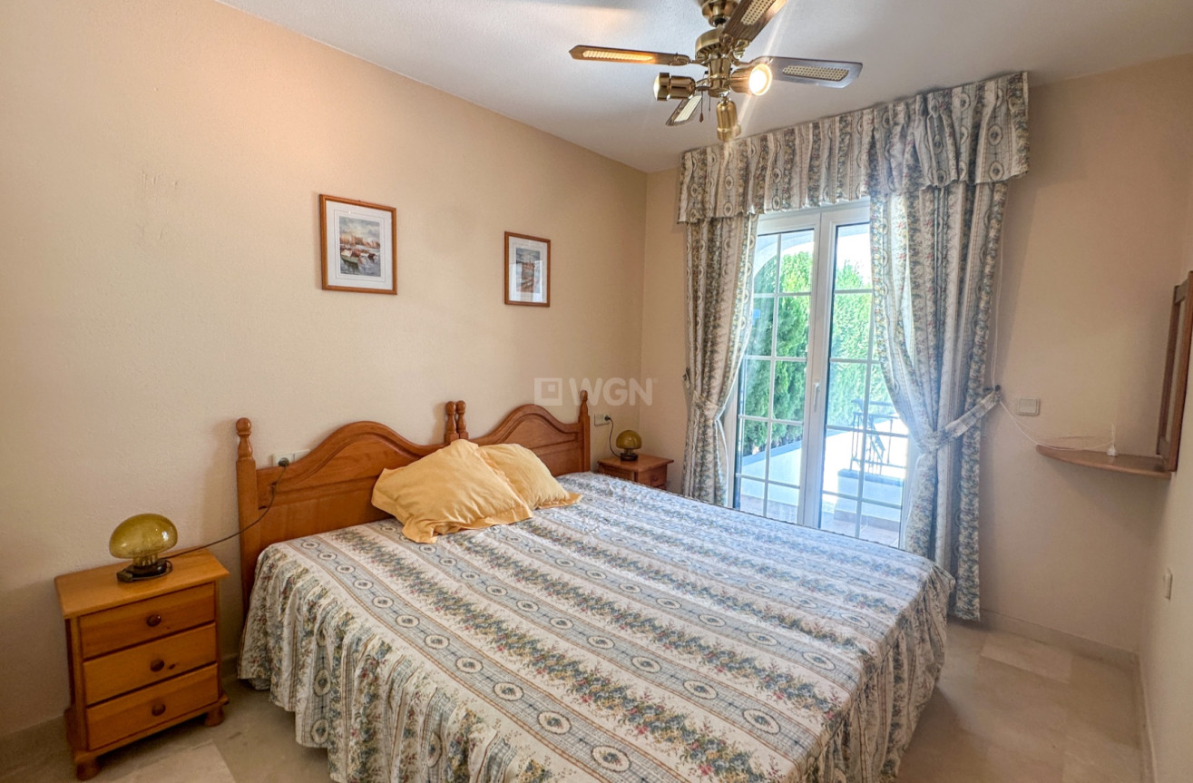 Odsprzedaż - Kamienica - Orihuela Costa - Costa Blanca