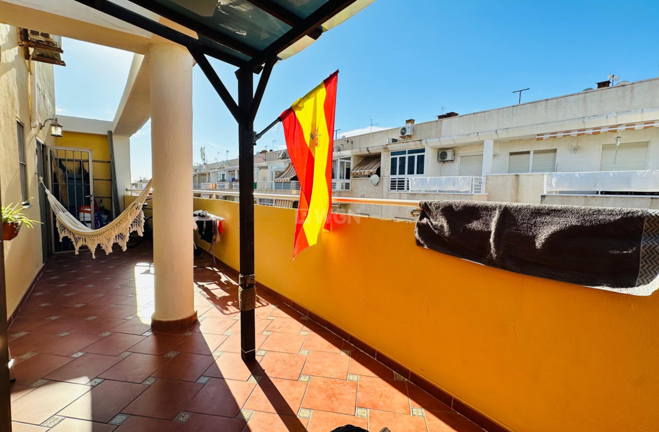 Resale - Apartment / flat - Torrevieja - Costa Blanca