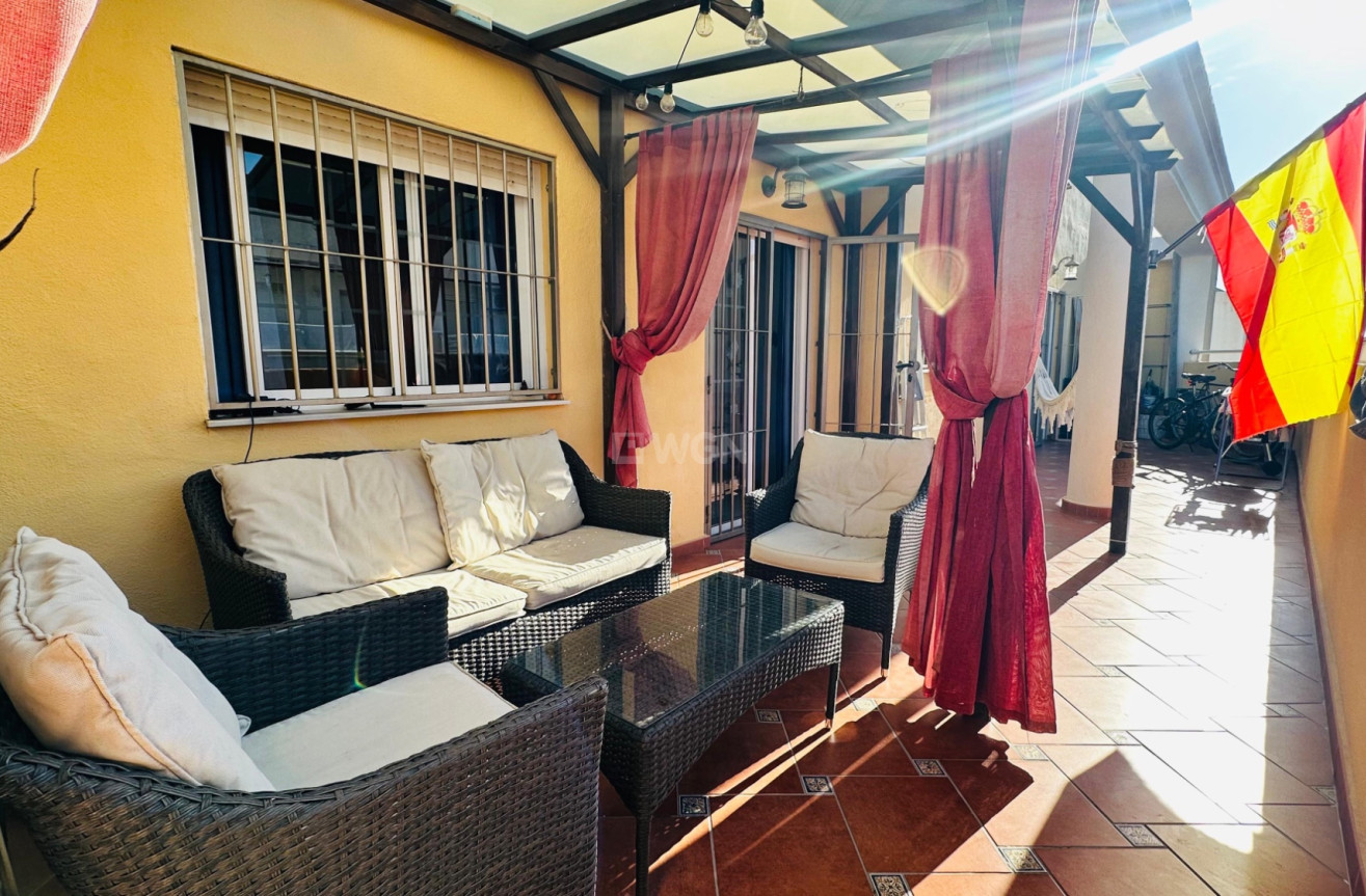 Resale - Apartment / flat - Torrevieja - Costa Blanca