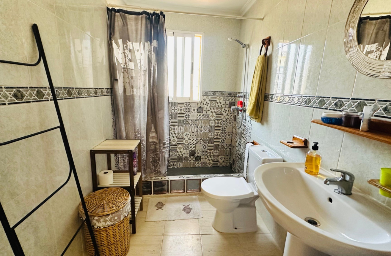 Resale - Apartment / flat - Torrevieja - Costa Blanca