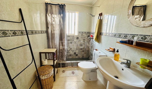 Resale - Apartment / flat - Torrevieja - Costa Blanca