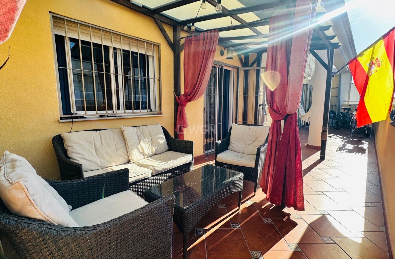 Resale - Apartment / flat - Torrevieja - Costa Blanca