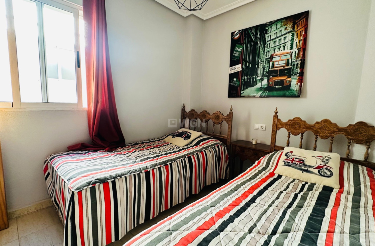 Resale - Apartment / flat - Torrevieja - Costa Blanca