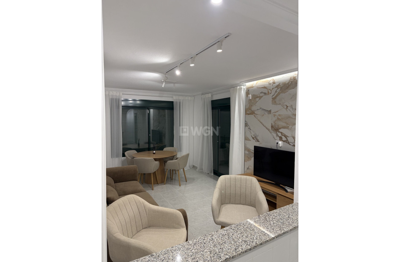 Odsprzedaż - Mieszkanie w bloku - Lomas De Campoamor - Costa Blanca