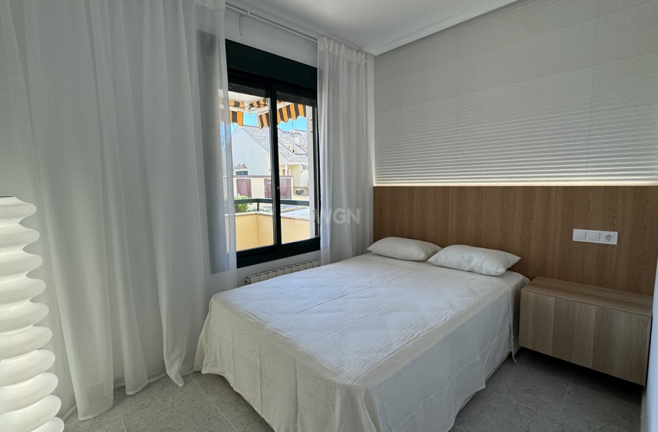 Odsprzedaż - Mieszkanie w bloku - Lomas De Campoamor - Costa Blanca