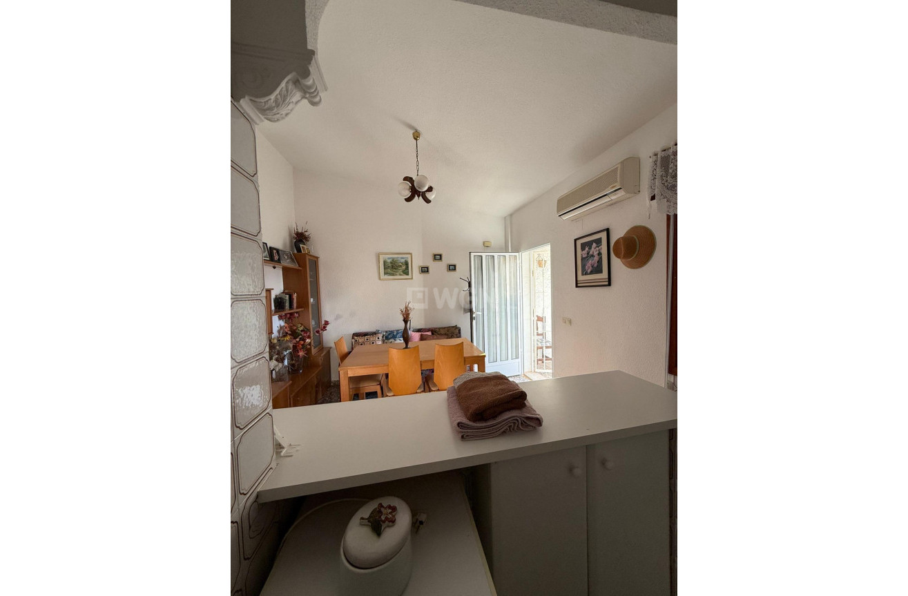 Odsprzedaż - Kamienica - Torrevieja - Los Altos