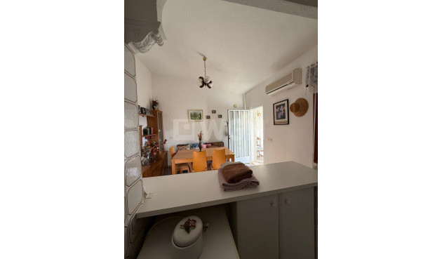 Odsprzedaż - Kamienica - Torrevieja - Los Altos