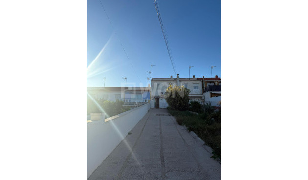 Odsprzedaż - Kamienica - Torrevieja - Los Altos