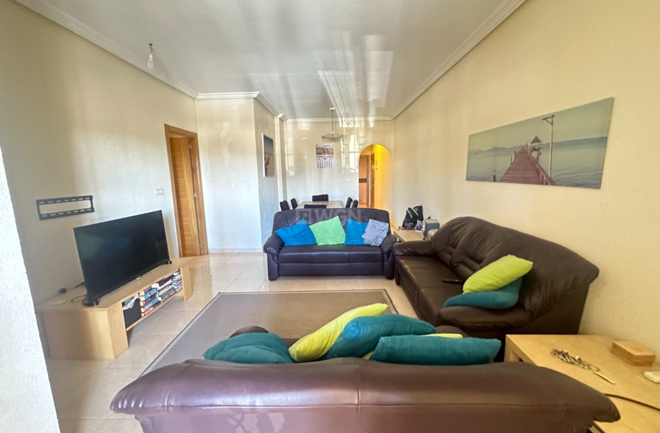 Odsprzedaż - Mieszkanie w bloku - Jacarilla - Inland