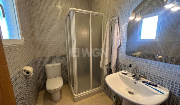 Odsprzedaż - Mieszkanie w bloku - Jacarilla - Inland