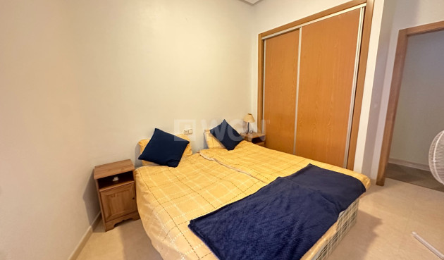 Odsprzedaż - Mieszkanie w bloku - Jacarilla - Inland