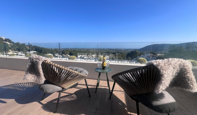 Odsprzedaż - Mieszkanie w bloku - Denia - Costa Blanca