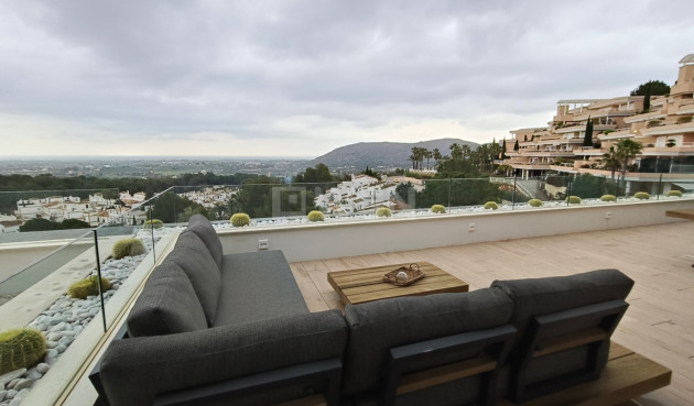 Odsprzedaż - Mieszkanie w bloku - Denia - Costa Blanca