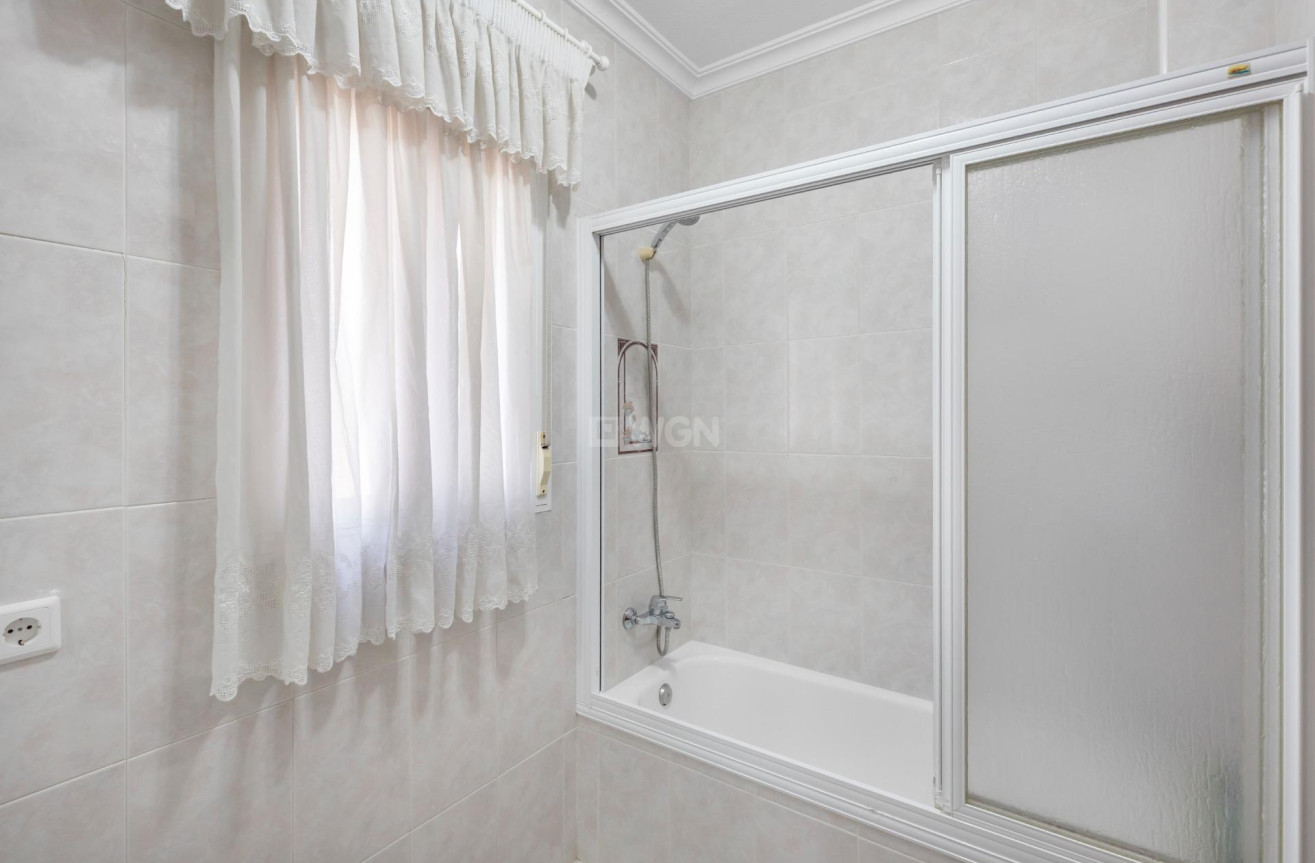 Wiederverkauf - Villa - Rojales - Pueblo Bravo