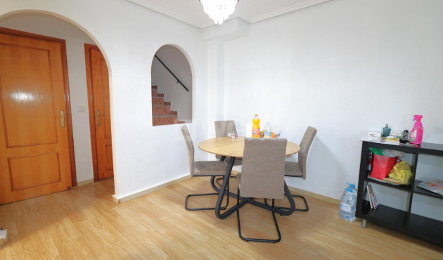 Odsprzedaż - Villa - Torrevieja - Carrefour