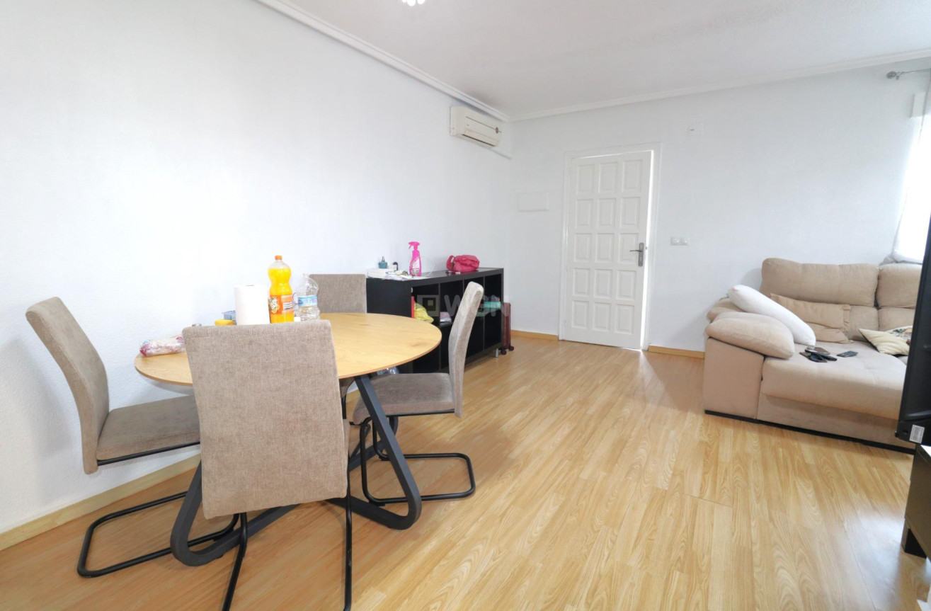 Odsprzedaż - Villa - Torrevieja - Carrefour