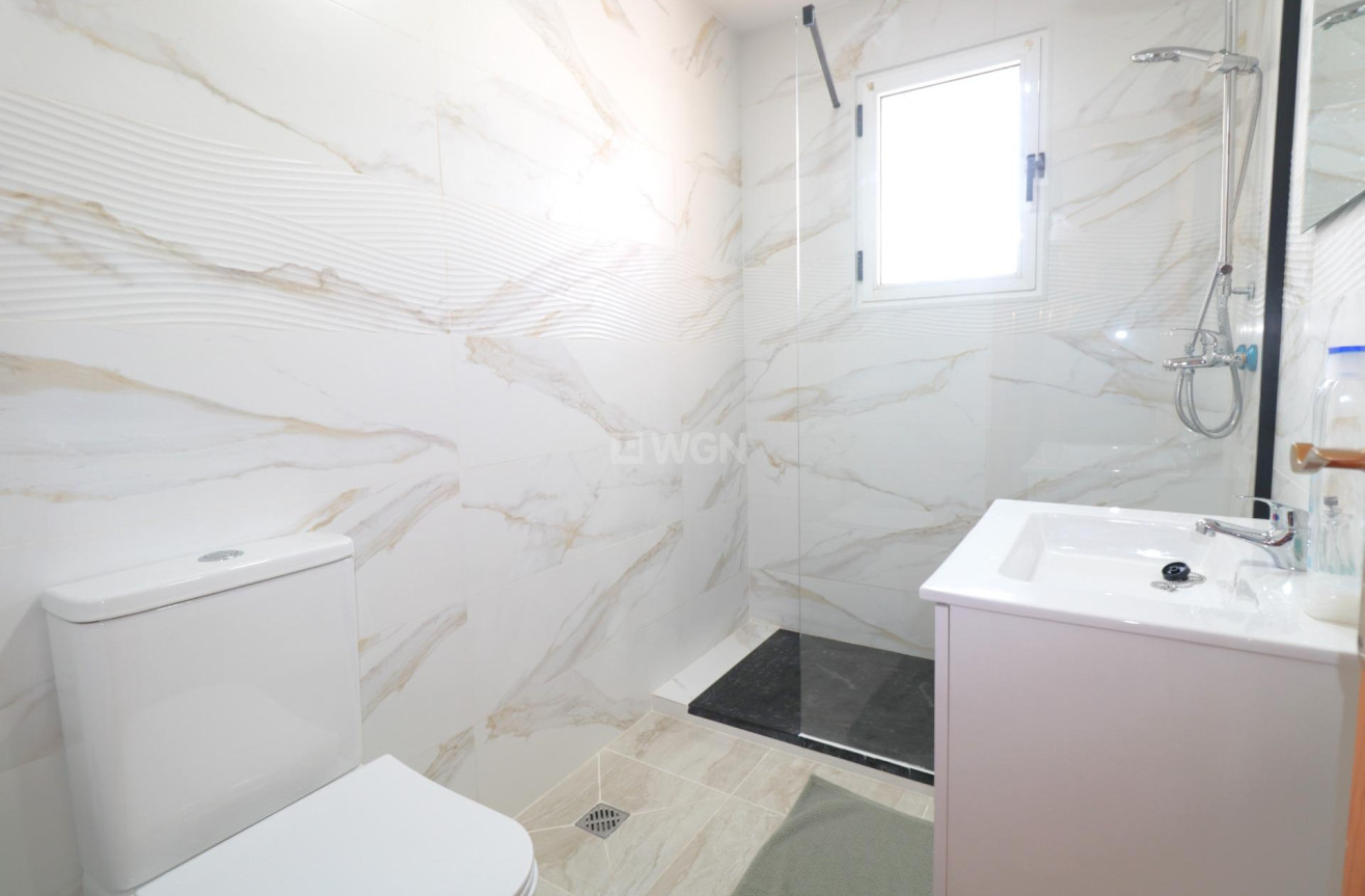 Odsprzedaż - Villa - Torrevieja - Carrefour