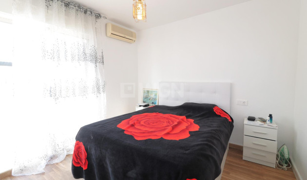 Odsprzedaż - Villa - Torrevieja - Carrefour