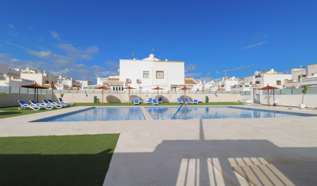 Odsprzedaż - Villa - Torrevieja - Carrefour