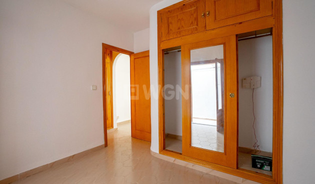 Odsprzedaż - Mieszkanie w bloku - Torrevieja - El Chaparral