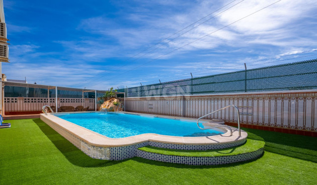 Odsprzedaż - Villa - Torrevieja - El Chaparral