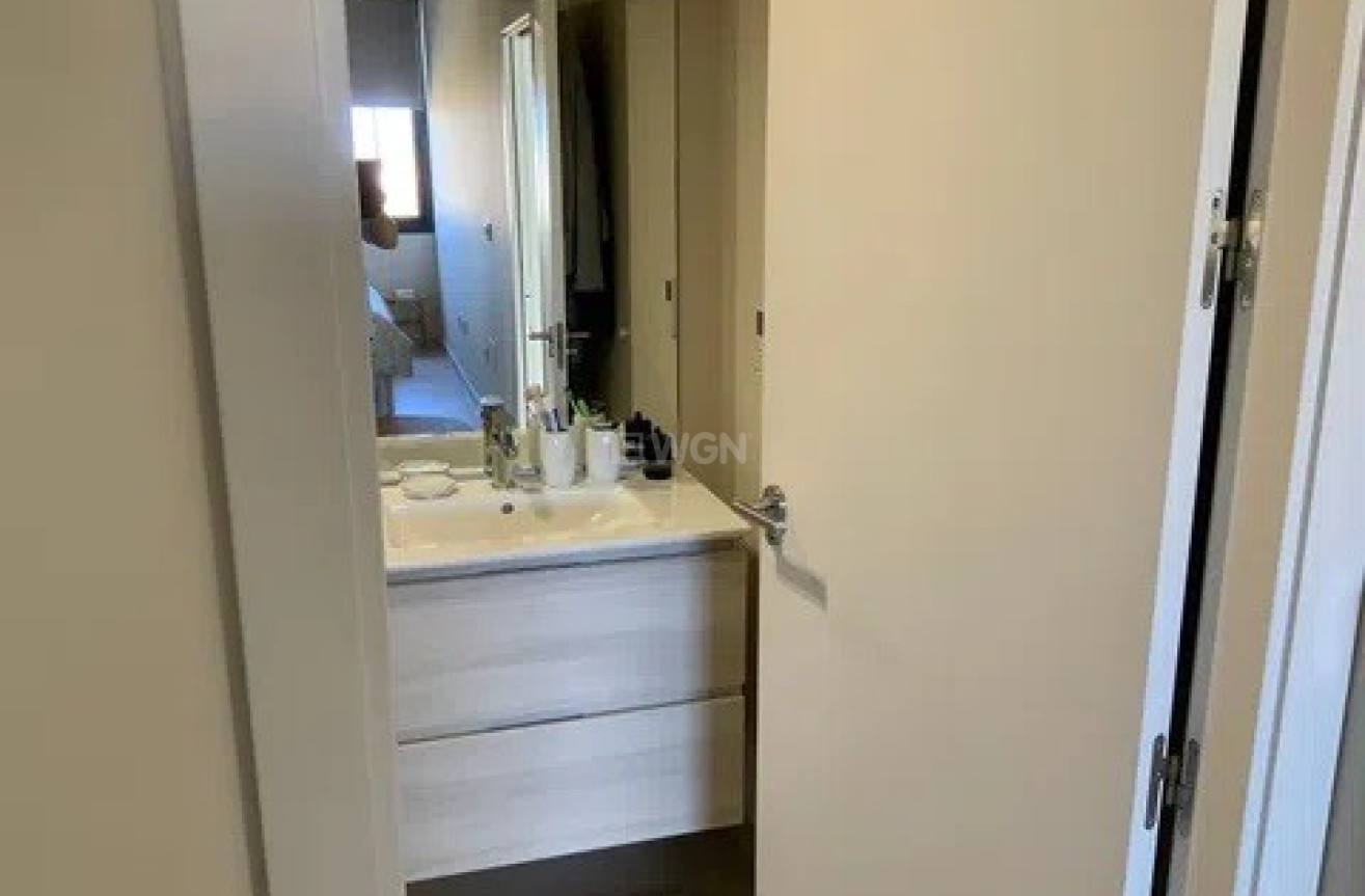 Odsprzedaż - Mieszkanie w bloku - Mar de Cristal - Costa Calida