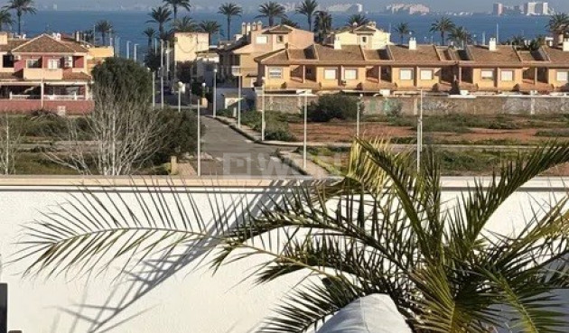 Odsprzedaż - Mieszkanie w bloku - Mar de Cristal - Costa Calida