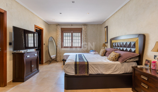 Resale - Villa - Los Montesinos - Costa Blanca