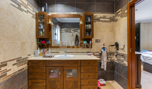 Resale - Villa - Los Montesinos - Costa Blanca