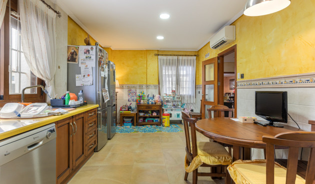 Resale - Villa - Los Montesinos - Costa Blanca