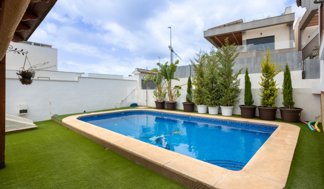 Resale - Villa - Los Montesinos - Costa Blanca