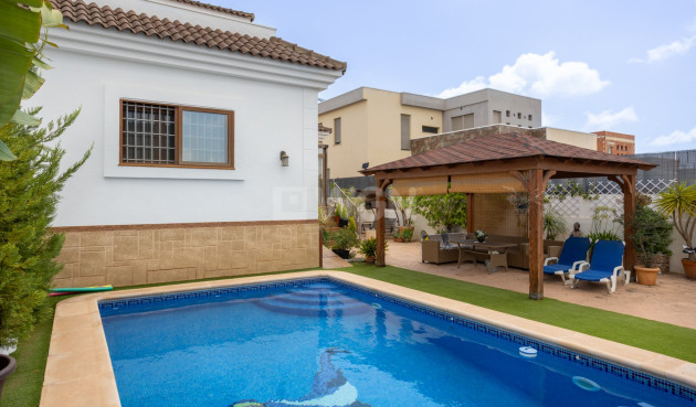 Resale - Villa - Los Montesinos - Costa Blanca