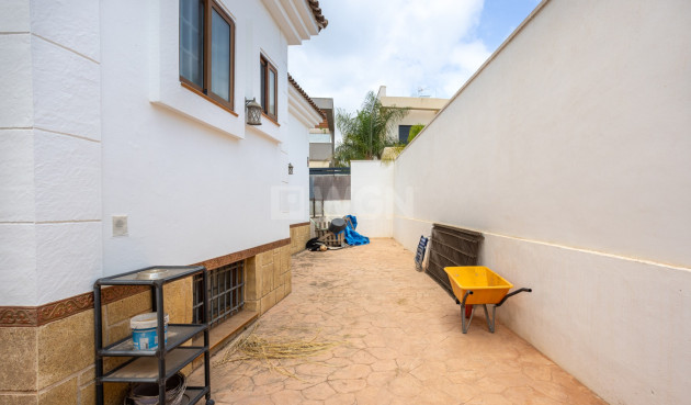 Resale - Villa - Los Montesinos - Costa Blanca