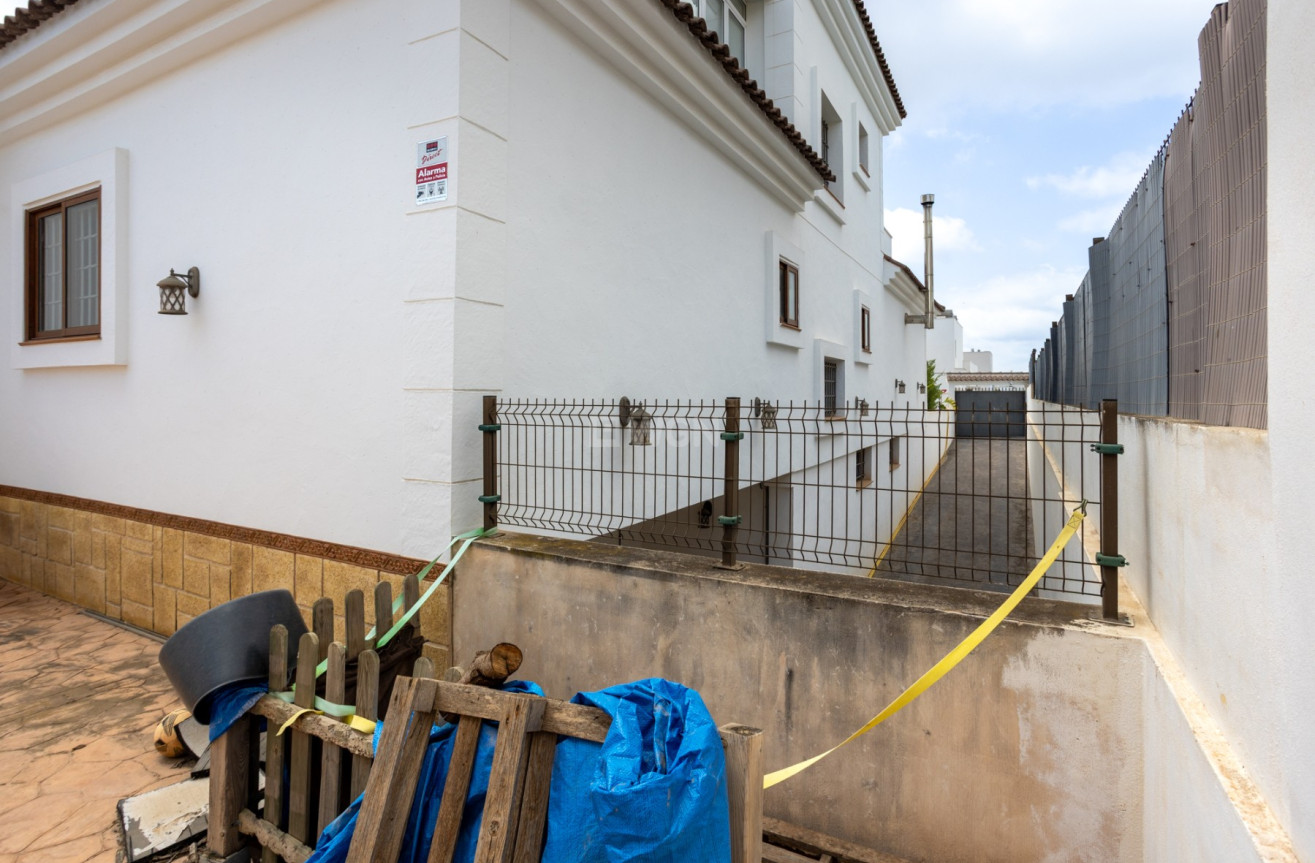 Resale - Villa - Los Montesinos - Costa Blanca